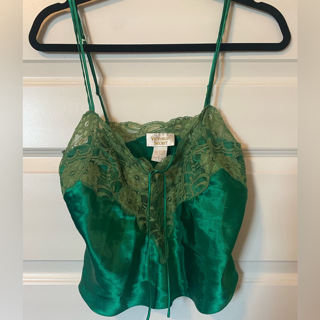 Vintage 1980s Vs Gold Label Green Top